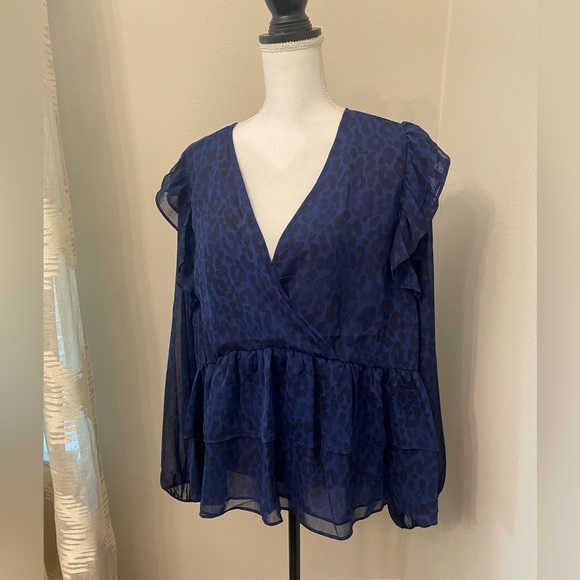 Torrid 3x Top - Picture 3 of 8